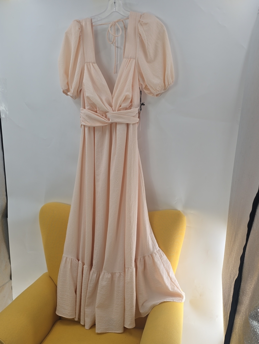 ASTR the Label Blush Pink Open-Back Midi Dress with Tie - Picture 4 of 10
